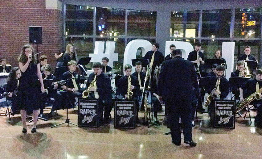 BL Jazz Band performs