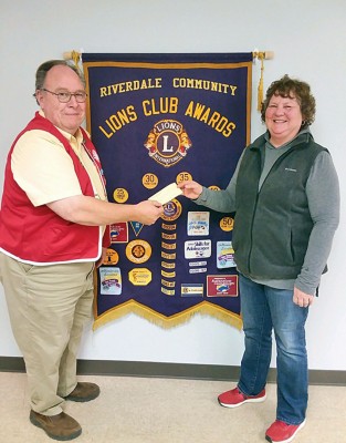 Lions support pantry