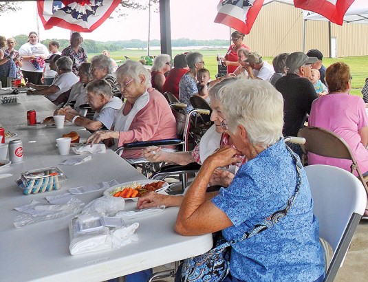 Community cookout at Hardin Hills for the Fourth of July