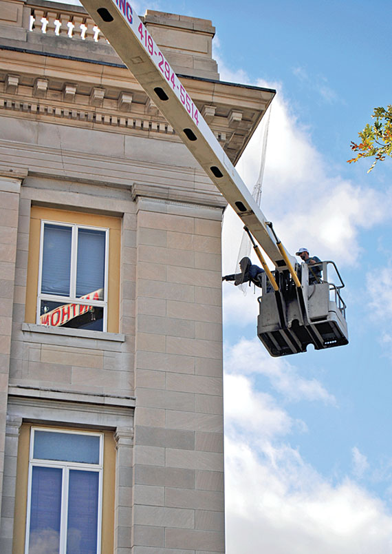 Netting the courthouse