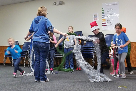 ‘Tree’ decorating relay played at Super Silly Saturday program at YMCA
