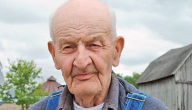 Remembering WWII featured