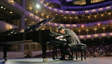 Pianist Daniel Hsu