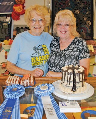 Winning family at fair