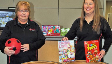 Collecting food and toys for Christmas featured