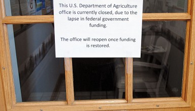 Sign advises USDA patrons of the Kenton office’s closing