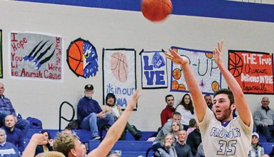 Three-pointer featured