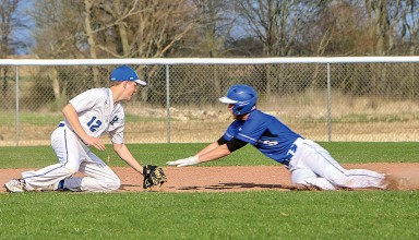 Play at second